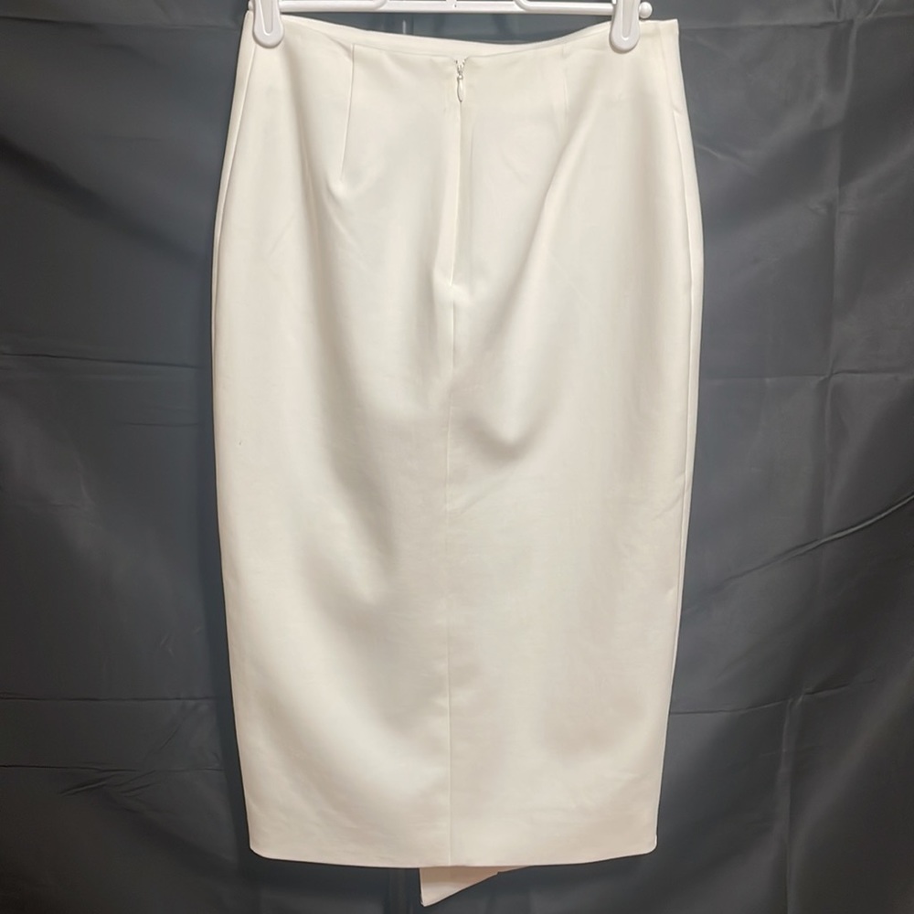 Elizabeth and James pencil skirt with front line stripe in size 0 - Picture 6 of 11